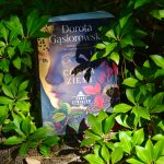 Córka ziemi, okładka