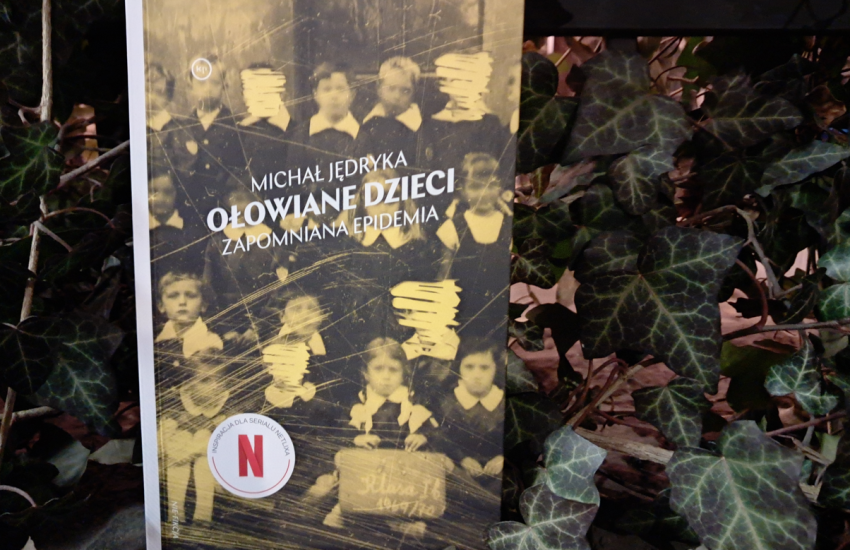 Ołowiane dzieci, okładka