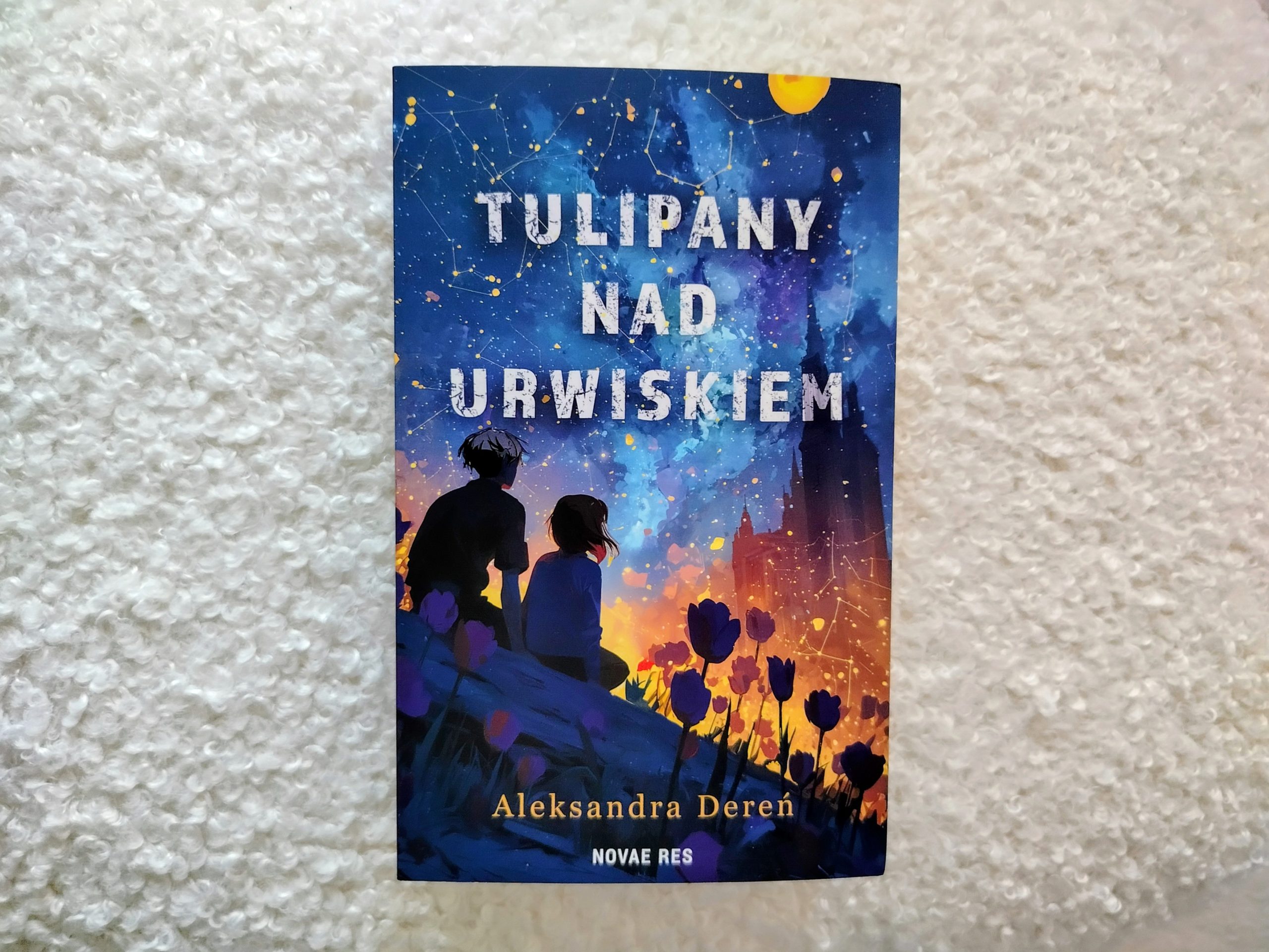 Tulipany nad urwiskiem, okładka